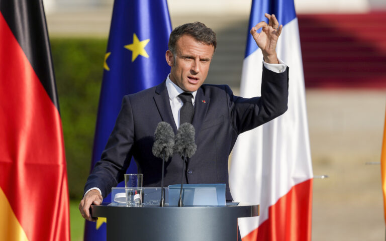 Μακρόν για Ευρώπη: «Ποτέ δεν είχαμε τόσο πολλούς εχθρούς σε εσωτερικό και εξωτερικό»