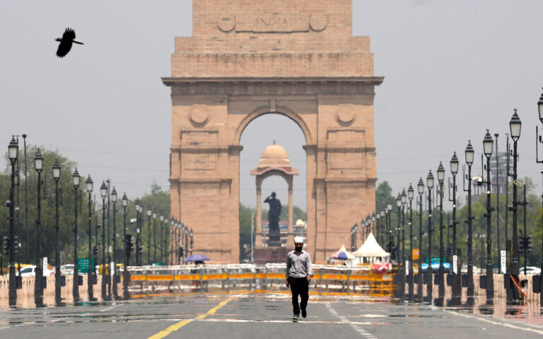 Ινδία: Βράζει το Νέο Δελχί με 52 βαθμούς