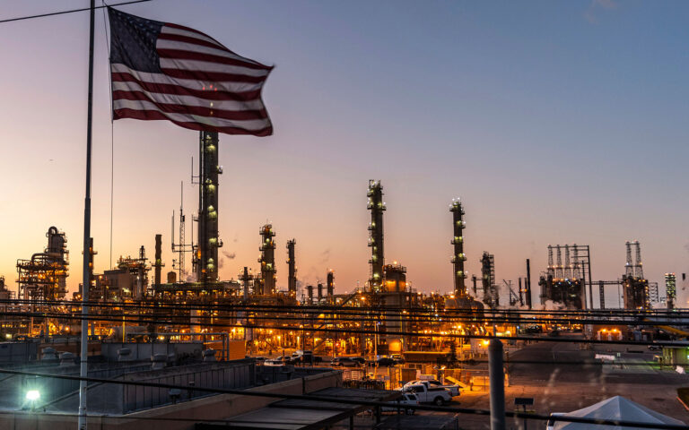 ΗΠΑ: Συνεχίζονται οι εξαγορές στη βιομηχανία πετρελαίου