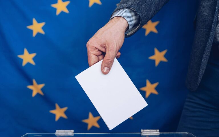 Ευρωεκλογές – Νέα δημοσκόπηση: Φιλοευρωπαϊκές δυνάμεις στις πρώτες θέσεις