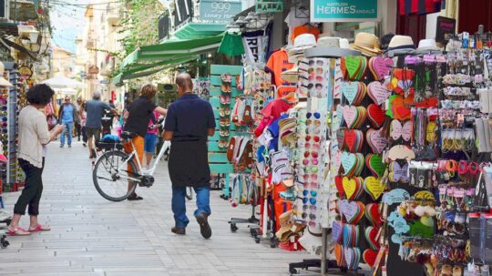 Πόλεις, μπορούν να μάς εκπλήξουν πια;