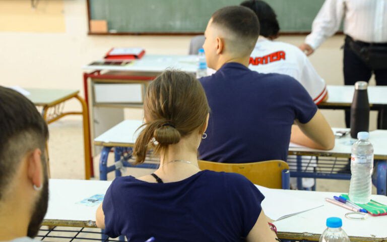 Πανελλήνιες 2024: Οι καλά προετοιμασμένοι μαθητές δεν αντιμετώπισαν δυσκολίες