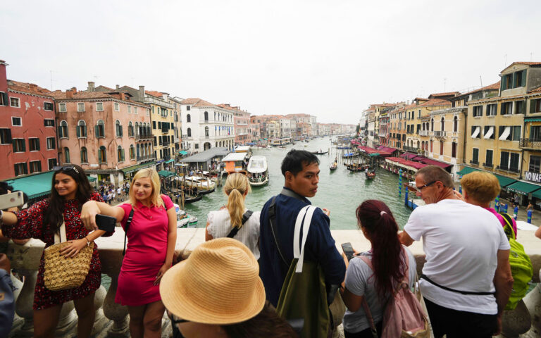 Προς νέο ρεκόρ οδεύει ο τουρισμός στην Ευρώπη