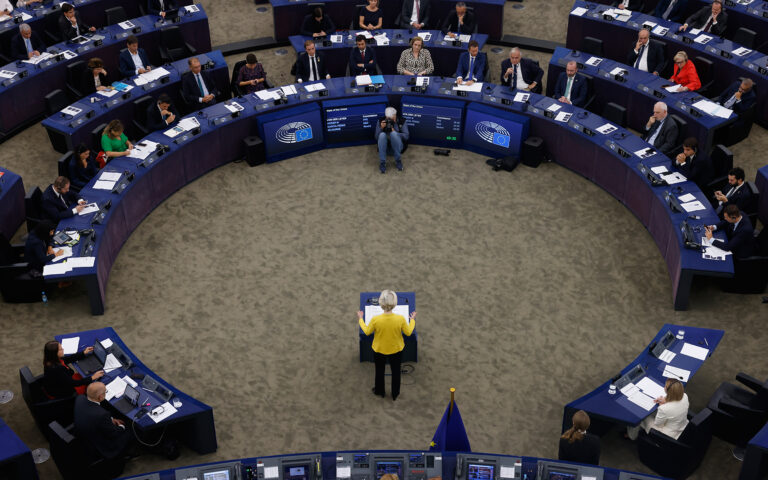 Η επόμενη ημέρα για την Ε.Ε.: Οι έδρες στο Ευρωκοινοβούλιο, οι νέες ισορροπίες και οι ημερομηνίες «κλειδιά»