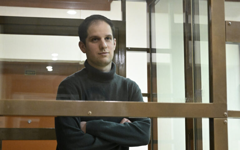 Έβαν Γκέρσκοβιτς: Σε δίκη για κατασκοπεία παραπέμπεται ο δημοσιογράφος της WSJ