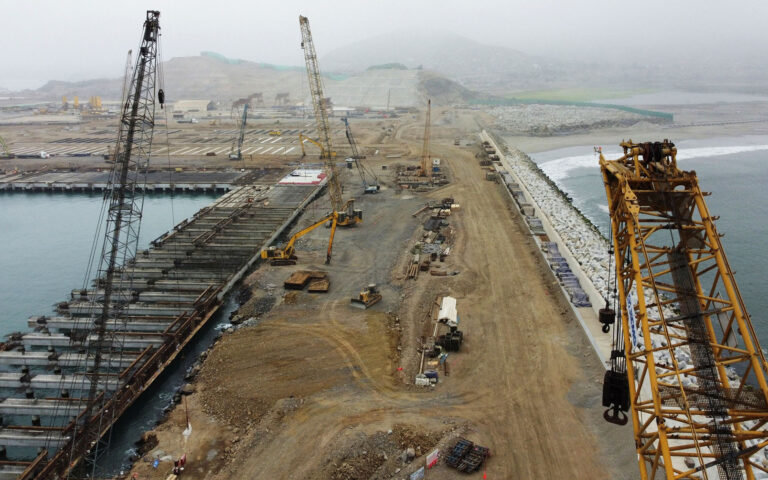 Η Κίνα επενδύει σε λιμάνι στην «αυλή» των ΗΠΑ