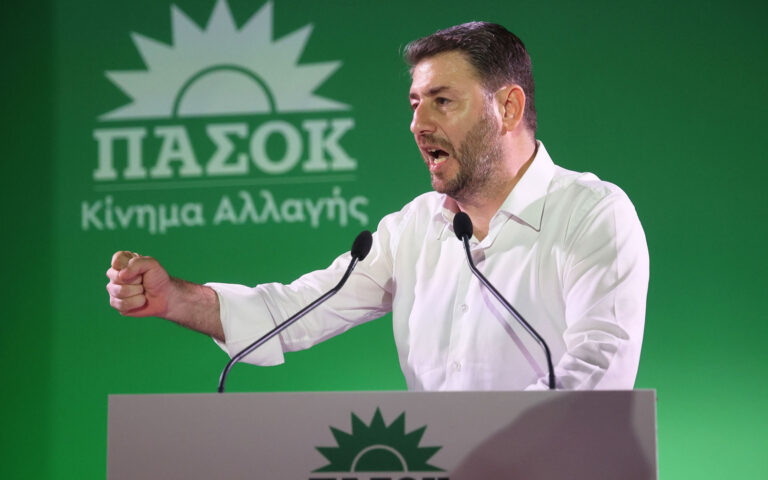 ΠΑΣΟΚ: Απειλεί με διαγραφές ο Νίκος Ανδρουλάκης