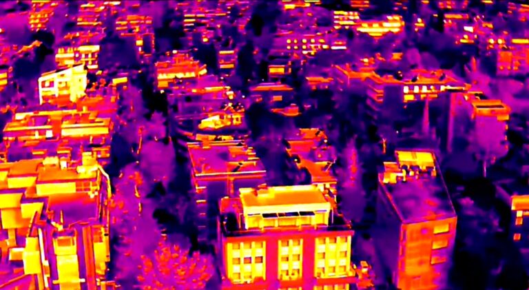 Στο «κόκκινο» η Αθήνα – Τι κατέγραψε drone με θερμική κάμερα