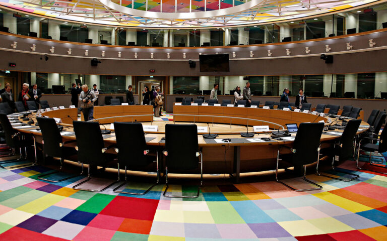 Το Ευρωπαϊκό Συμβούλιο καταδικάζει τις απειλές σε κράτη-μέλη