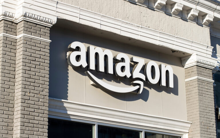 Amazon: Μαζική αγωγή 1,3 δισ. δολαρίων από Βρετανούς λιανοπωλητές