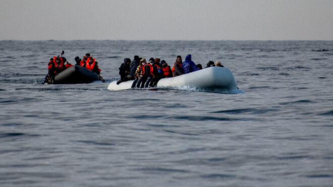 ιταλία-ναυάγιο-με-μετανάστες-στα-ανοι-563083273