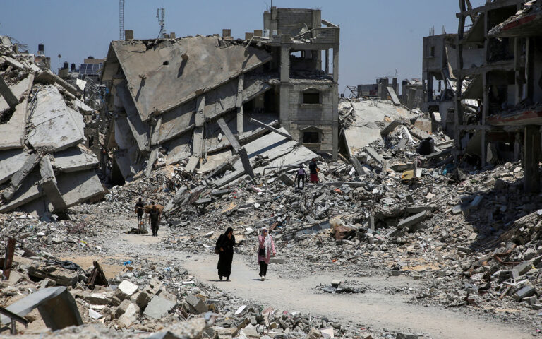 Γάζα: Μωρό σώθηκε από την κοιλιά εγκύου που σκοτώθηκε σε ισραηλινό βομβαρδισμό