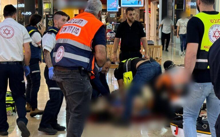 Ισραήλ: Επίθεση με μαχαίρι σε εμπορικό κέντρο – Δύο τραυματίες