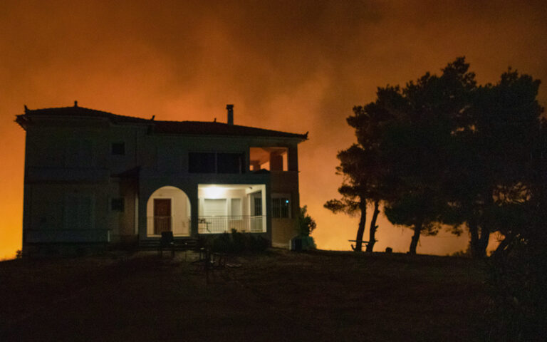 πυρκαγιές-λεπτό-προς-λεπτό-οι-εξελίξε-563169172