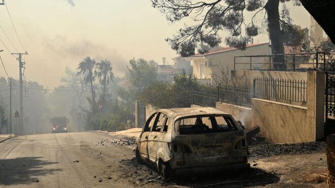 φωτιές-στην-αττική-150-πυρόπληκτοι-φιλο-563172589