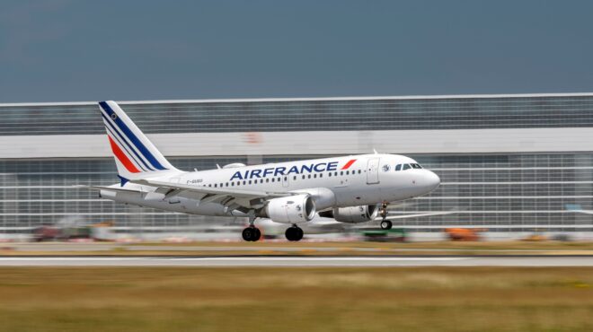 air-france-και-transavia-παρατείνουν-την-αναστολή-πτήσ-563164675