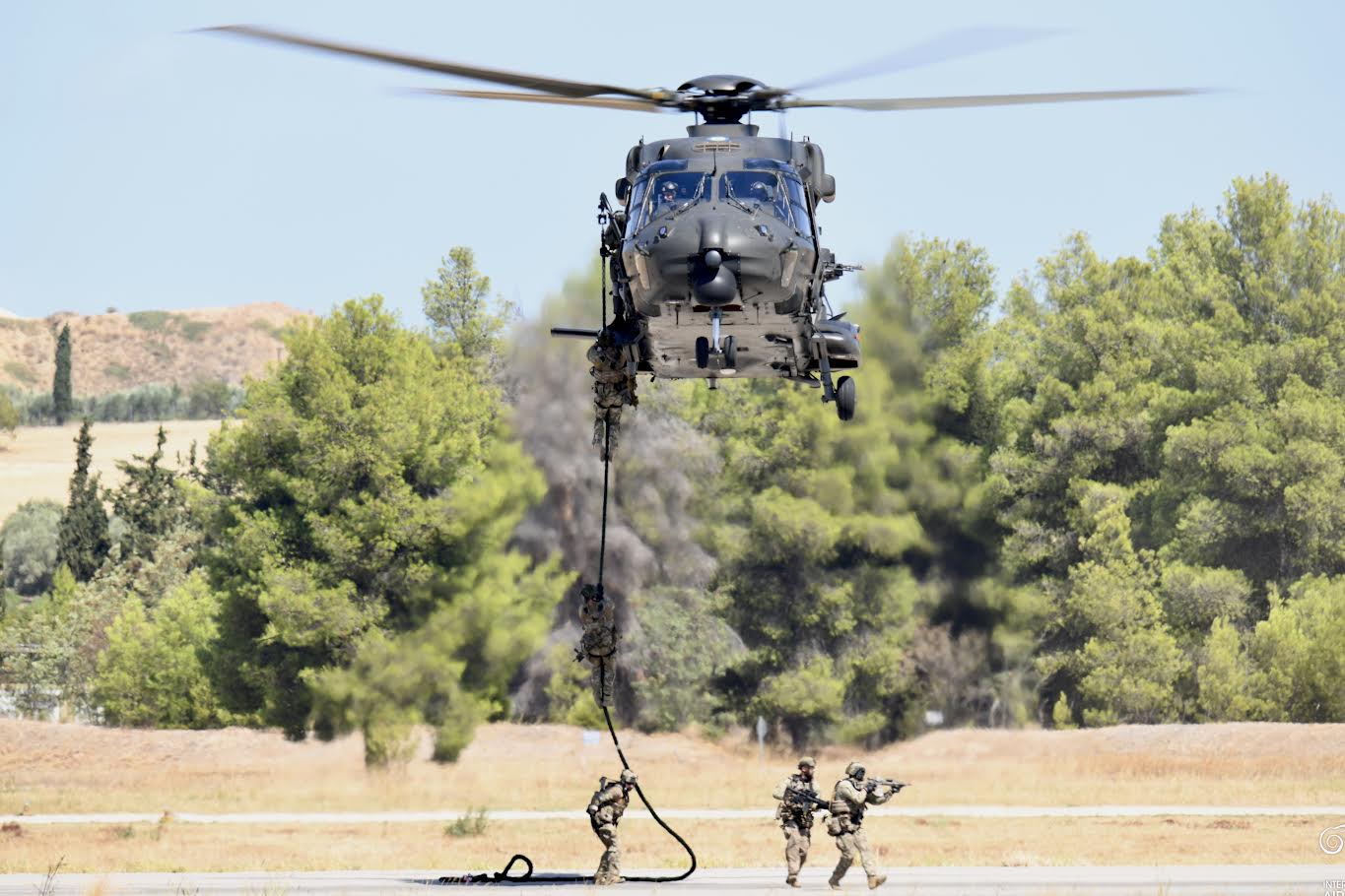 εφτασε-το-17ο-νη-90-ελικόπτερο-γιατί-το-σ-563218618