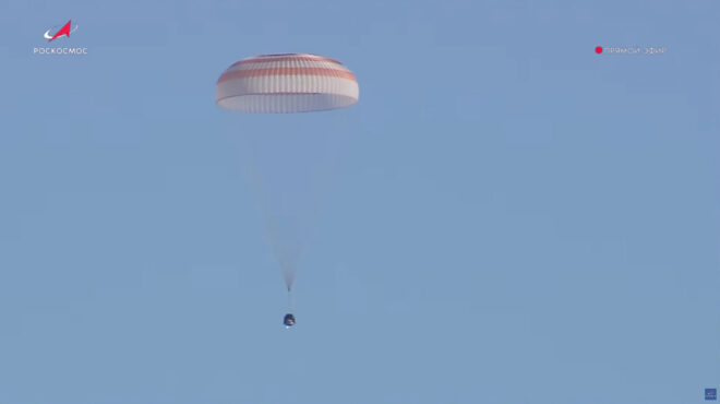 το-σογιούζ-έφερε-πίσω-το-τριμελές-πλήρ-563234395