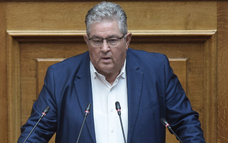 Από το Πάντειο στα λαμπερά στούντιο – Τα ντιμπέιτ τα τελευταία 34 χρόνια-5