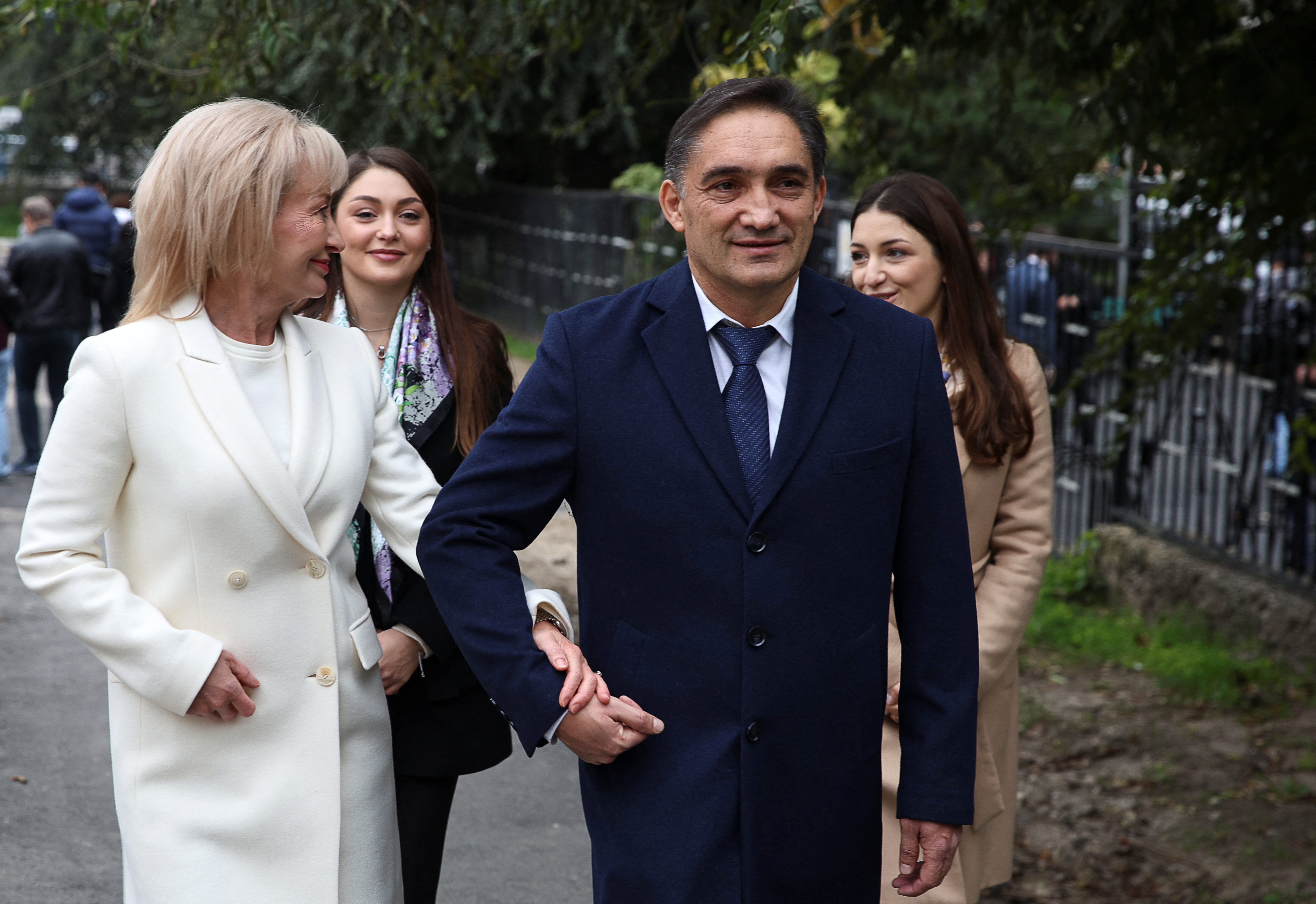 Μολδαβία: Θρίλερ στο δημοψήφισμα για την Ε.Ε. – Η πρόεδρος καταγγέλλει «ξένο δάκτυλο»-1