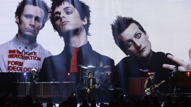 επετειακό-american-idiot-από-τους-green-day-563293249