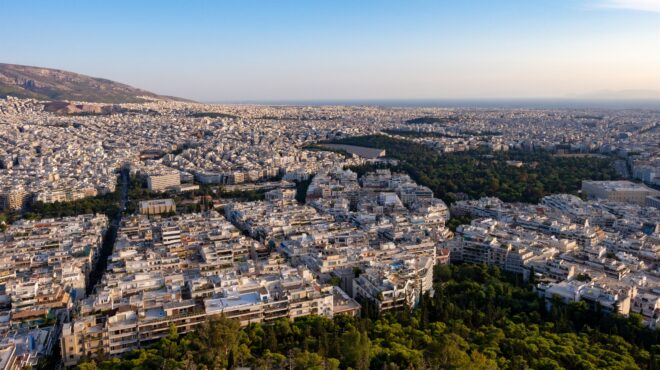 αυτόματη-αναπροσαρμογή-αντικειμενικ-563312665