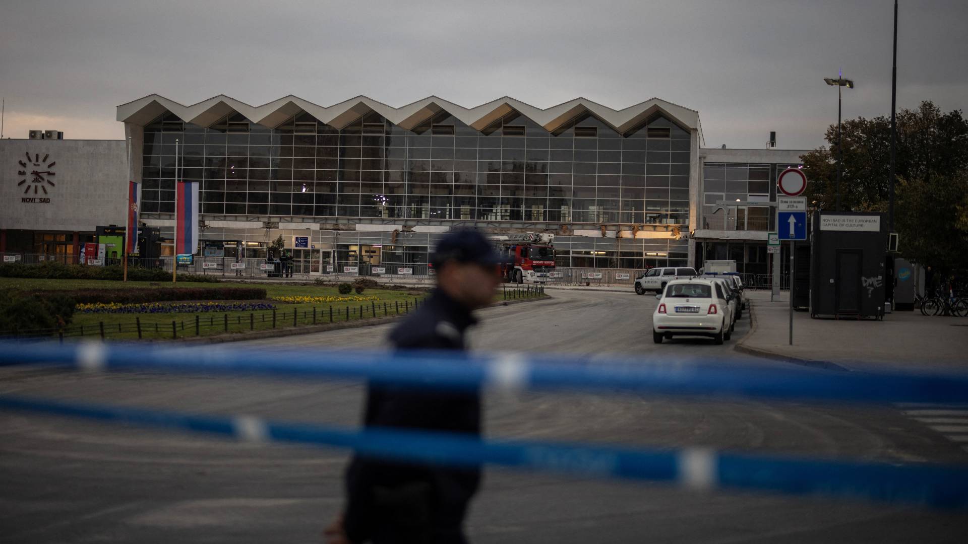 Σερβία: Παραιτείται ο υπουργός Μεταφορών μετά το δυστύχημα στον σιδηροδρομικό σταθμό του Νόβι Σαντ